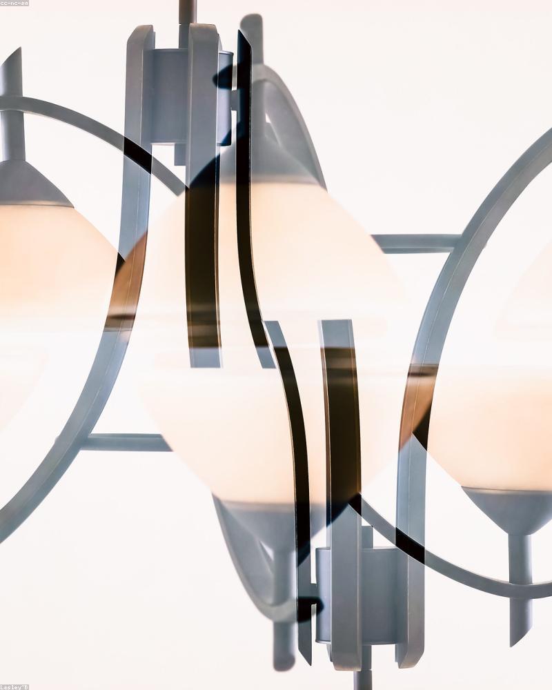 Elegant Oak Lamp V10